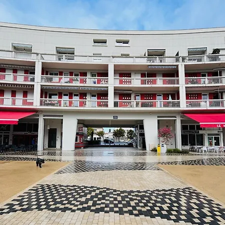 Le Pop Vintage Apartment